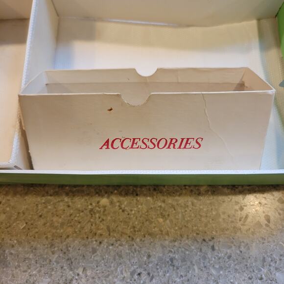 Vintage 1968 Mattel The World of Barbie Doll Case Carry Original No. 102 - Picture 7 of 9